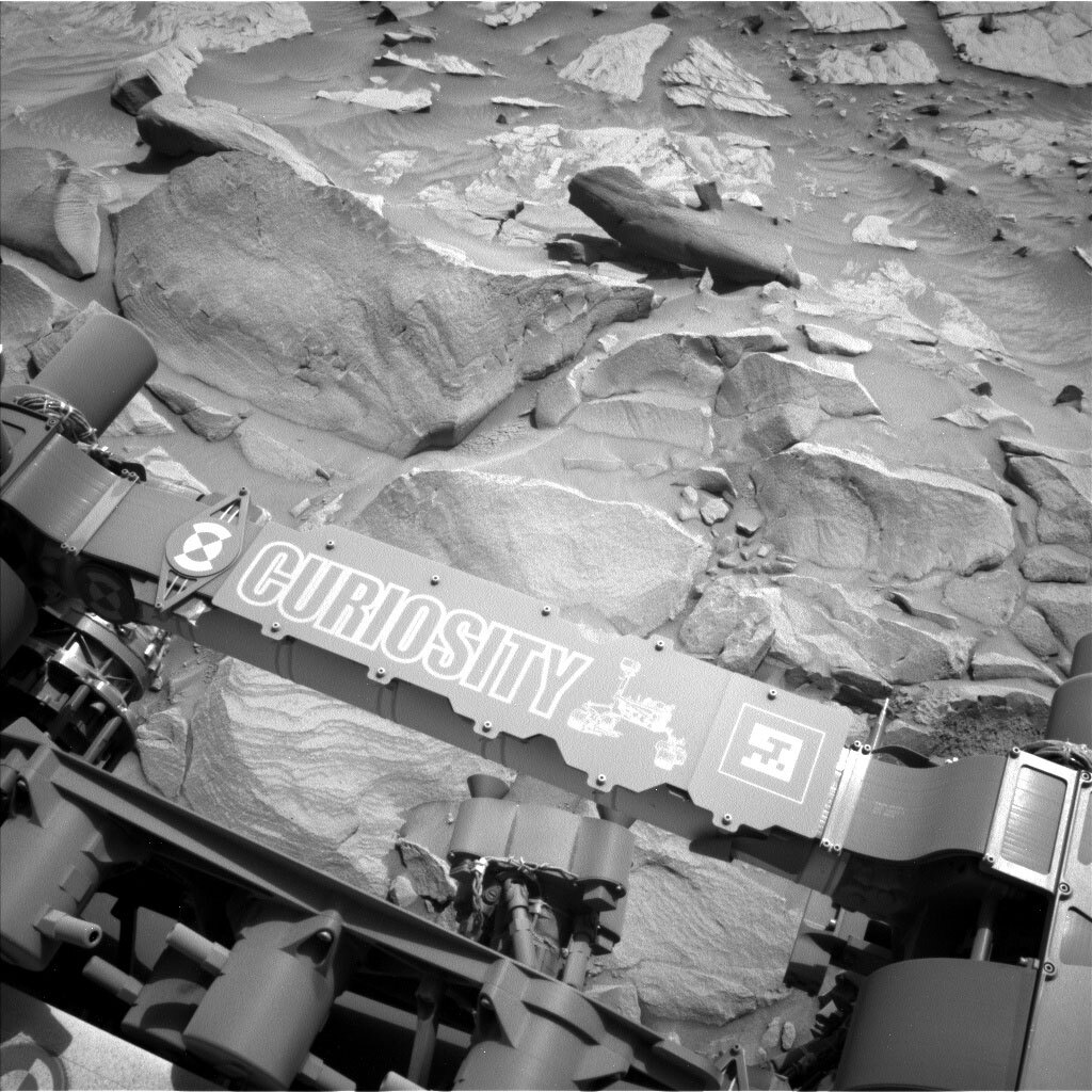 This image was taken by Left Navigation Camera onboard NASA's Mars rover Curiosity on Sol 3415.