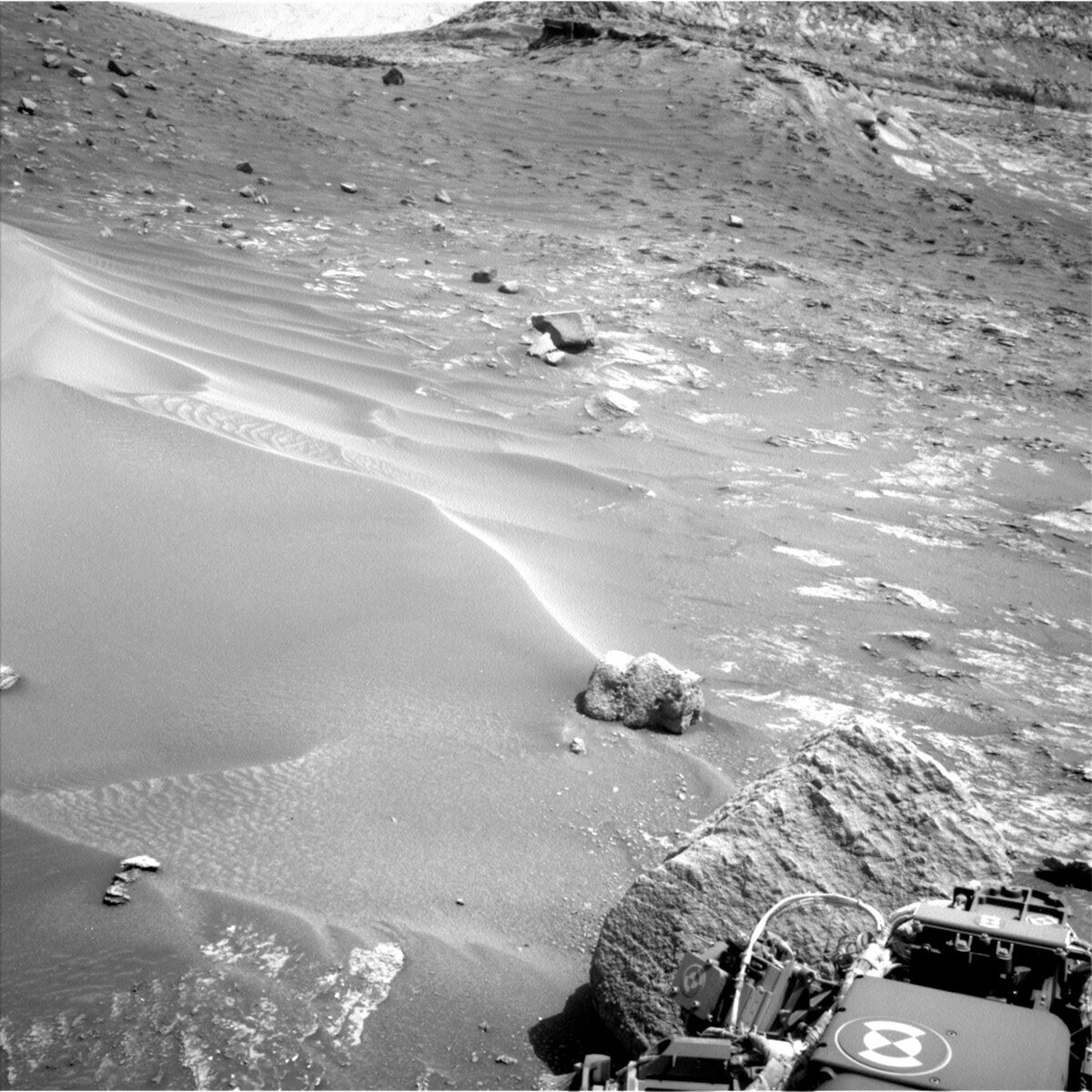 This image was taken by Left Navigation Camera onboard NASA's Mars rover Curiosity on Sol 3567.