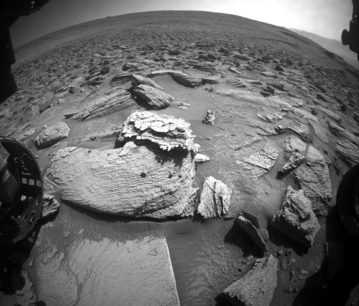 This image was taken by Front Hazard Avoidance Camera onboard NASA's Mars rover Curiosity on Sol 3890.