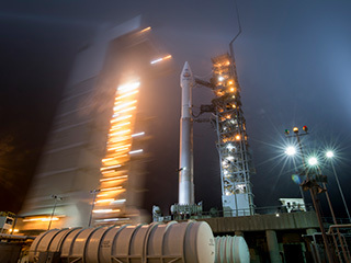 NASA’s InSight Mars lander is waiting for liftoff from its launch pad, SLC-3E, at Vandenberg Air Force Base in Central California. Also on the Atlas V 401 rocket provided by United Launch Alliance is a technology demonstration called Mars Cube One (MarCO).