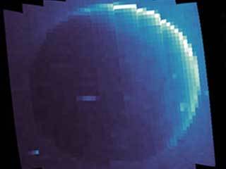 Images of Mars proton aurora.