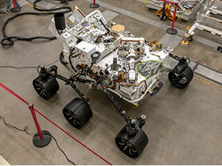 Engineers test drive Perseverance rover's twin
