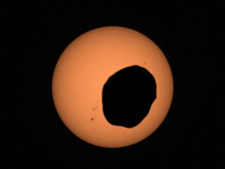 NASA’s Perseverance Mars rover used its Mastcam-Z camera to shoot video of Phobos, one of Mars’ two moons, eclipsing the Sun. It’s the most zoomed-in, highest-frame-rate observation of a Phobos solar eclipse ever taken from the Martian surface.