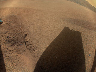 Ingenuity Spots the Shadow of its Damaged Rotor Blade