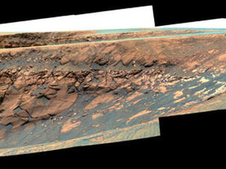 As part of its investigation of "Victoria Crater," Opportunity examined a promontory called "Cape Verde" from the vantage point of "Cape St. Mary," the next promontory clockwise around the crater's deeply scalloped rim.